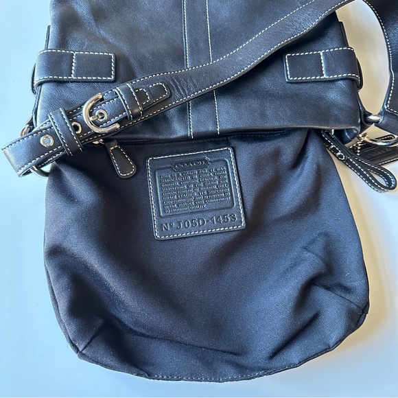 Vintage Coach Leather Shoulder Bag - Picture 9 of 13
